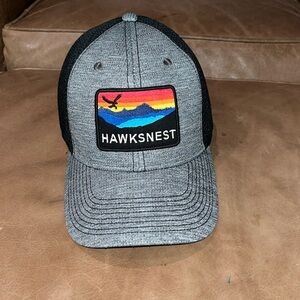 Excellent condition baseball hat from NC skiing Hawksnest